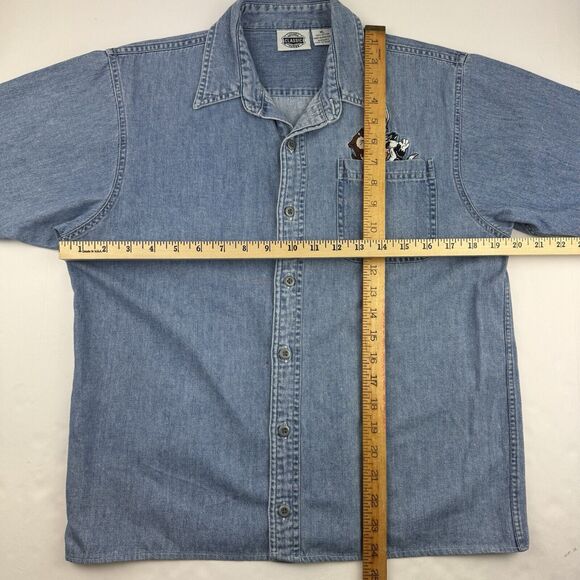 Looney Tunes Classic Shirt Short Sleeve Denim Button Up Warner Brothers Small - Picture 5 of 6